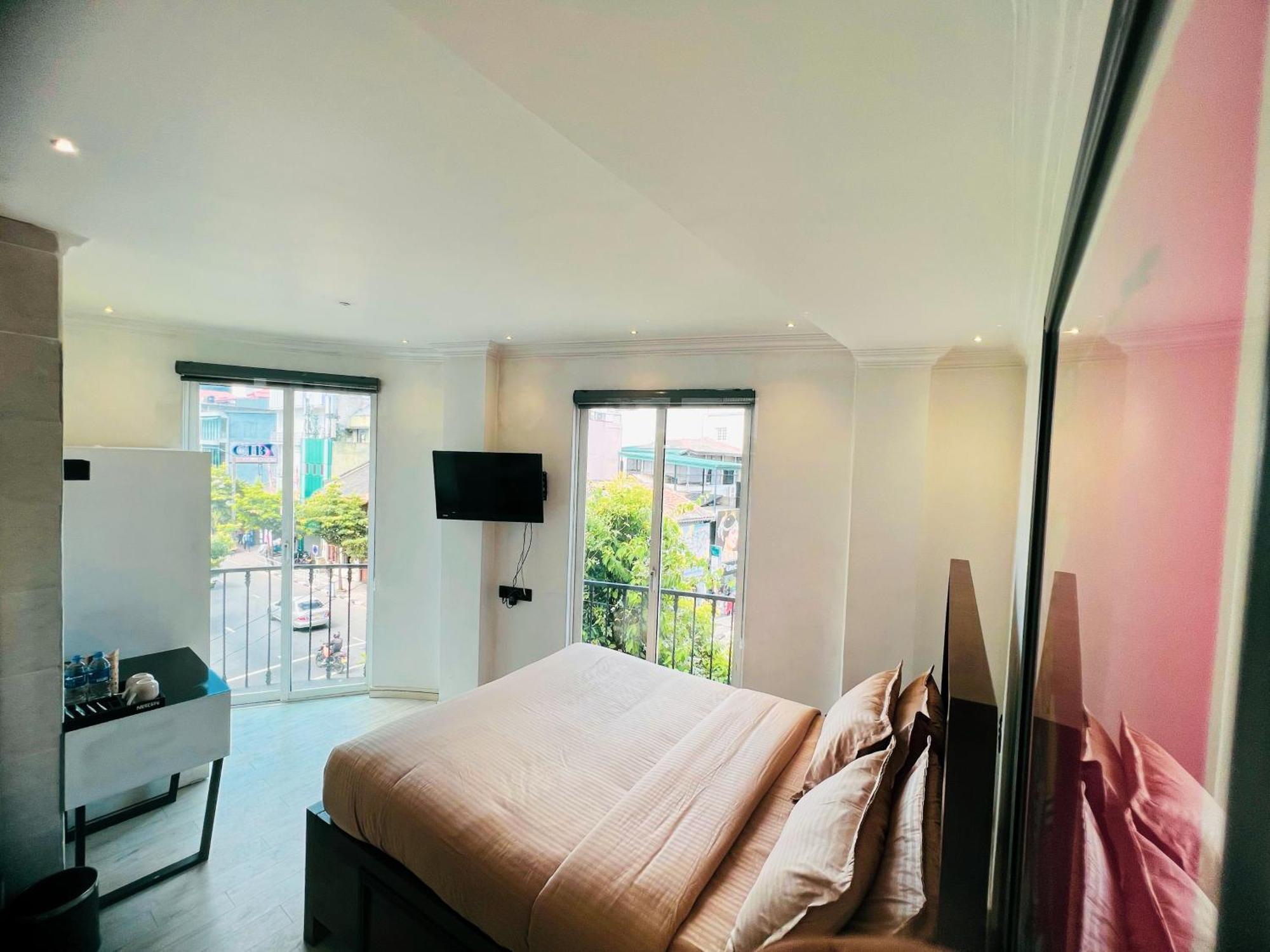 Bed Station 210 Ξενοδοχείο Κάντι Εξωτερικό φωτογραφία