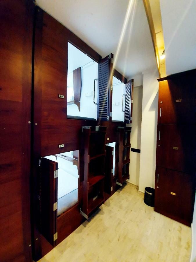 Bed Station 210 Ξενοδοχείο Κάντι Εξωτερικό φωτογραφία